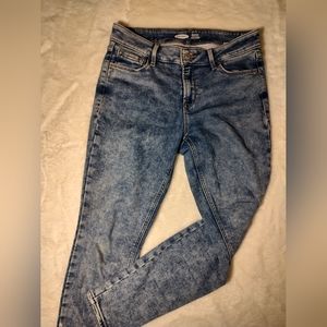 Old Navy Rockstar Stone Wash Fleece-Lined Super Skinny Jeans